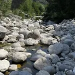 Apartamento Entre Eaux Et Roches - Dans Maison Ardechoise De Caractere *