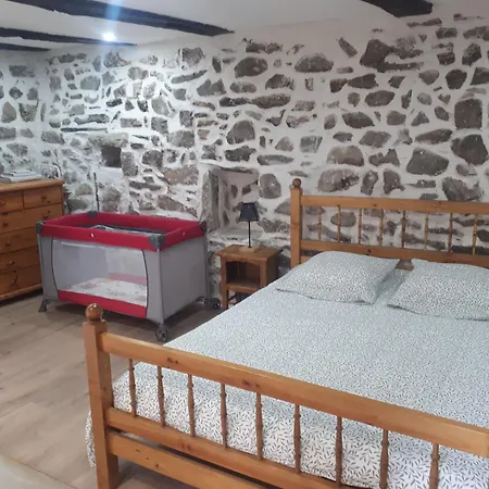 Entre Eaux Et Roches - Dans Maison Ardechoise De Caractere Beaumont (Ardeche)